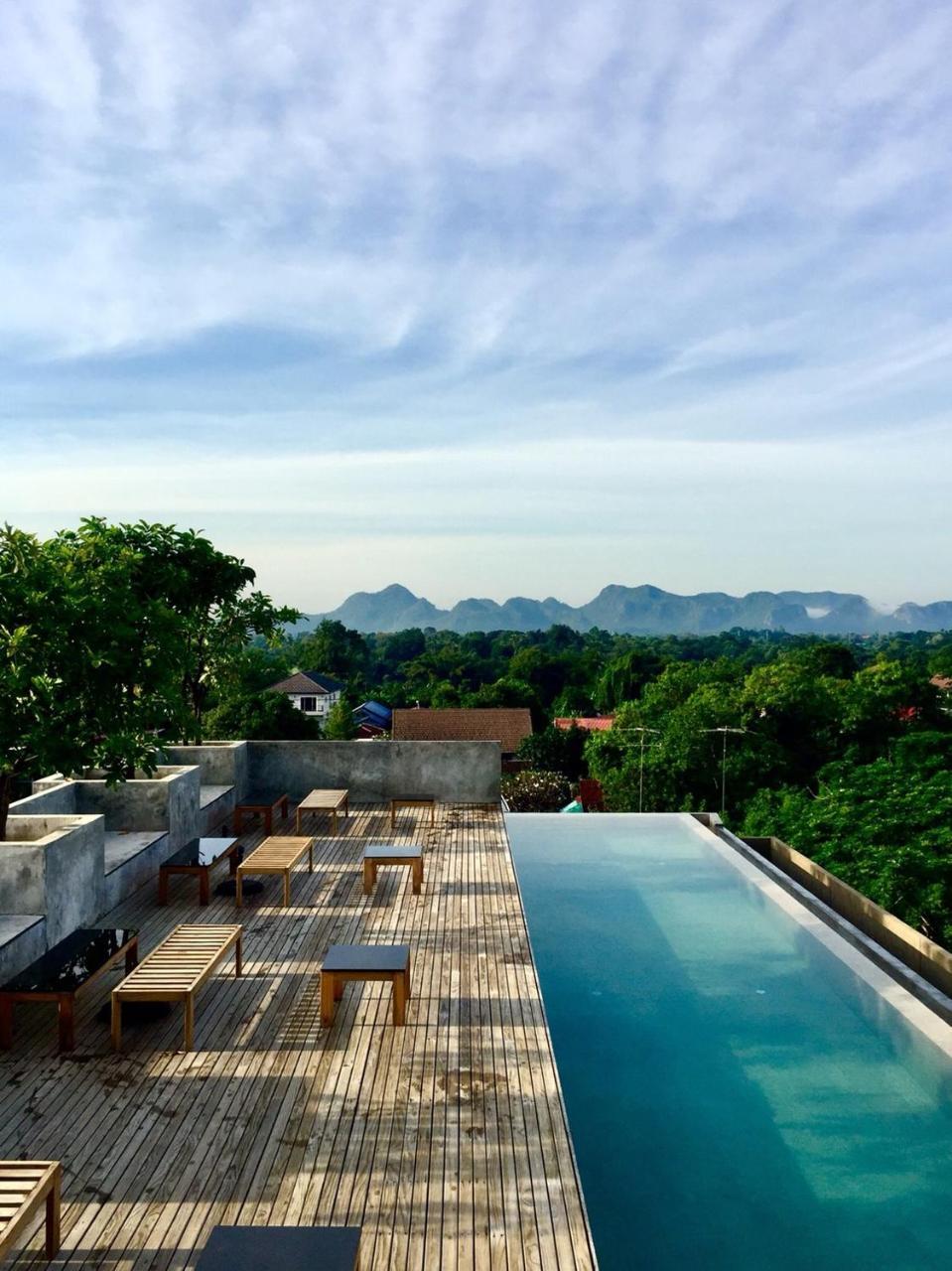 Inchantreedoopool Kanchanaburi Extérieur photo
